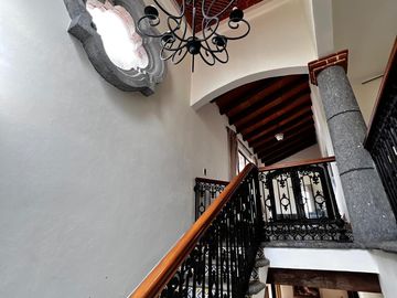 Casa en Renta, Jardín amplio 1666 mt2. Col Doctores Cancún