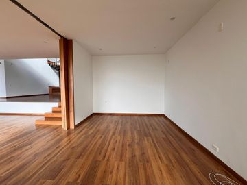 Casa en Arriendo en Altos de Palmas, Envigado Antioquia