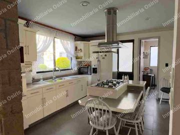 LA PROVIDENCIA HERMOSA CASA 797m2