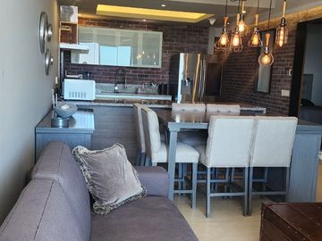 DEPARTAMENTO AMUEBLADO EN RENTA CON SERVICIOS INCLUIDOS CENTRAL PARK CENTRO SUR.