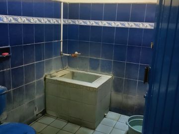 Dijual murah rumah siap huni, bebas banjir di Kayu manis, Matraman