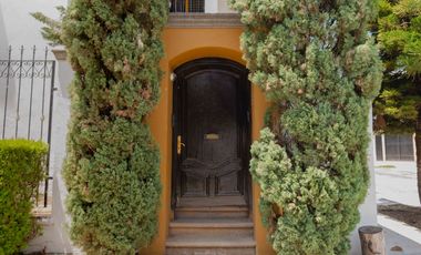 Casa en Venta, Col. Los Laureles. Tuxtla, Chiapas