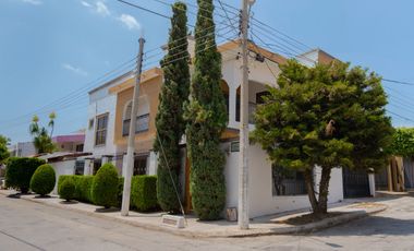 Casa en Venta, Col. Los Laureles. Tuxtla, Chiapas
