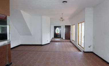 Casa en Venta, Col. Los Laureles. Tuxtla, Chiapas