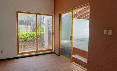Casa en Venta, Col. Los Laureles. Tuxtla, Chiapas