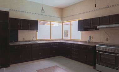 Casa en Venta, Col. Los Laureles. Tuxtla, Chiapas