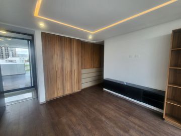 MODERNA CASA LOMAS DE ANGELOPOLIS