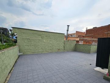 Casa en arriendo poblado manila