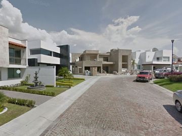 Casa en venta, Lago chacamax, Fracc cumbres de lago, Juriquilla, Recuperación Bancaria