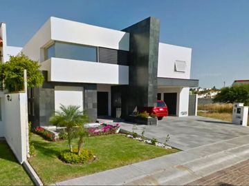 Casa en venta, Lago chacamax, Fracc cumbres de lago, Juriquilla, Recuperación Bancaria