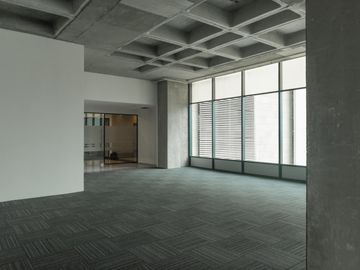 Oficina en renta - Santa María