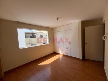 Departamento Acogedor En Excelente Ubicación En Surquillo