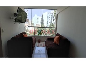 Departamento Acogedor En Excelente Ubicación En Surquillo