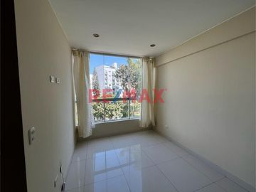 Departamento Acogedor En Excelente Ubicación En Surquillo