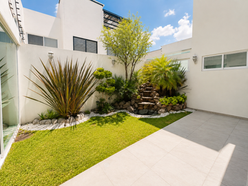 Casa en Venta en La Antigua Cementera, Puebla – 360 m² de Construcción