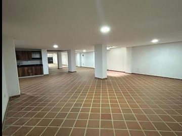 Local en arriendo en guayabal la colina