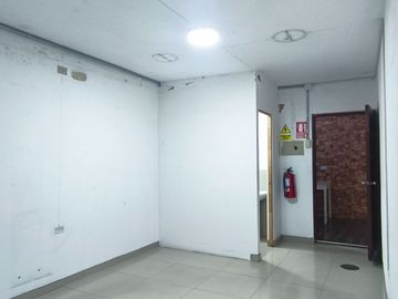 Venta de Amplio Departamento en 1er Piso (210 m²) – Urb. Repartición, Comas