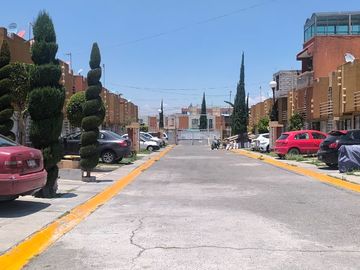 Casa en venta en Los Héroes Ozumbilla, Tecámac- 2 recamaras y 1.5 baños