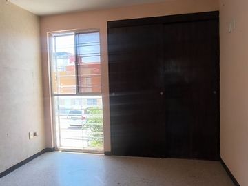 Casa en venta en Los Héroes Ozumbilla, Tecámac- 2 recamaras y 1.5 baños
