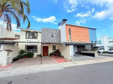 Casa-Venta-Lomas de Santa Fé.