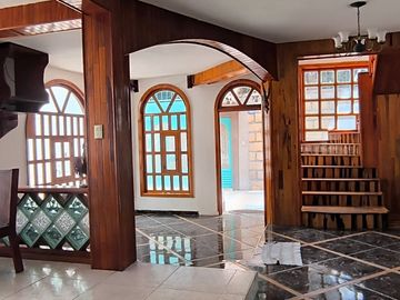 Casa en venta en Gustavo A. Madero | Activo inmobiliario con gran potencial patrimonial- 4 recamaras y 4 baños