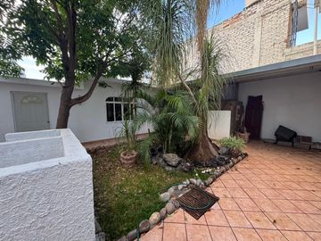 RENTO CASA COMERCIAL CERCA DE LA MEDICA CAMPESTRE