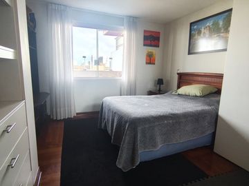 DUPLEX DE 227M2 + 3 COCHERAS EN VENTA EN CHACARRILLA - SAN BORJA