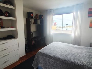 DUPLEX DE 227M2 + 3 COCHERAS EN VENTA EN CHACARRILLA - SAN BORJA