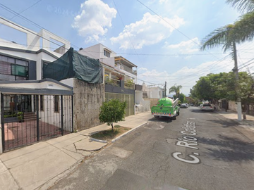 Casa en Venta en Rio Colotlan Zapopan Jalisco.– Excelente Oportunidad de Inversión