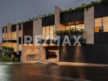 Casa en venta entre Santa Fe e Interlomas | Diseño contemporáneo y estilo residencial premium- 3 recamaras y 2.5 baños