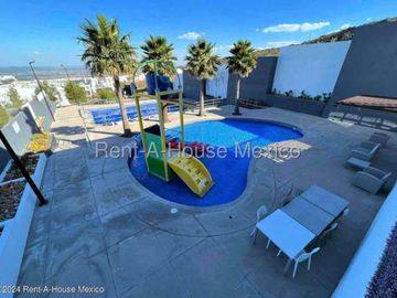CASA EN RENTA EN ZIBATA