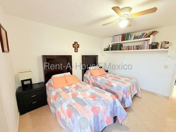 Casa de tres recámaras en venta en Santa Fe, Juriquilla, Querétaro