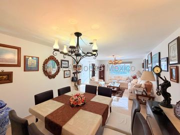 Casa de tres recámaras en venta en Santa Fe, Juriquilla, Querétaro
