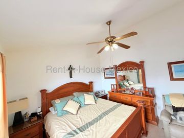 Casa de tres recámaras en venta en Santa Fe, Juriquilla, Querétaro