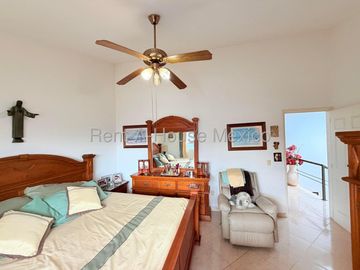 Casa de tres recámaras en venta en Santa Fe, Juriquilla, Querétaro