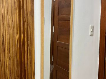 Fully Furnished Studio with Balcony for Lease in Circulo Verde, Quezon City - RR1735