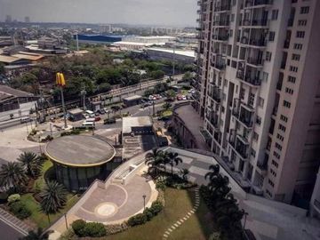 Fully Furnished Studio with Balcony for Lease in Circulo Verde, Quezon City - RR1735