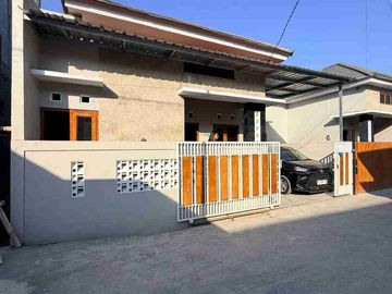 RUMAH CANTIK LIMASAN MODERN - DALAM PERUMAHAN STRATEGIS DEKAT GIWANGAN & KAMPUS UAD