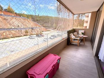 FyC arrienda departamento amoblado en condominio Altos de Curauma cuenta con estacionamiento y bodega