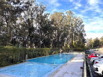 FyC arrienda departamento amoblado en condominio Altos de Curauma cuenta con estacionamiento y bodega