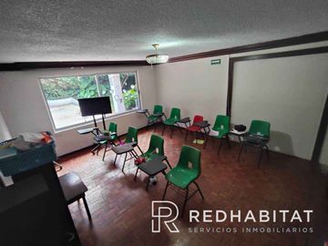 RENTA CASA 6 ESTACIONAMIENTOS FRENTE A PARQUE BOSQUES DE TETLAMEYA COYOACAN