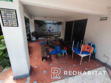 RENTA CASA 6 ESTACIONAMIENTOS FRENTE A PARQUE BOSQUES DE TETLAMEYA COYOACAN