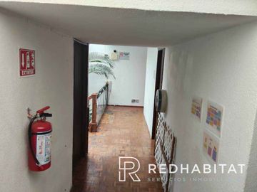 RENTA CASA 6 ESTACIONAMIENTOS FRENTE A PARQUE BOSQUES DE TETLAMEYA COYOACAN