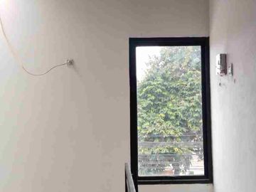 Juak ruko baru, 2 lantai di Cinangka, Sawangan Depok ( Dekat RS Mitra Keluarga Pamulang)