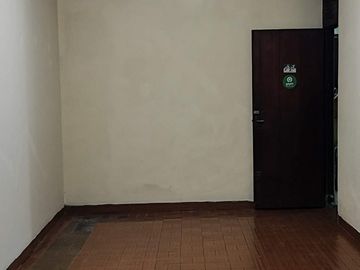 Dijual Rumah dengan Lokasi Strategis di Senopati Kebayoran Baru