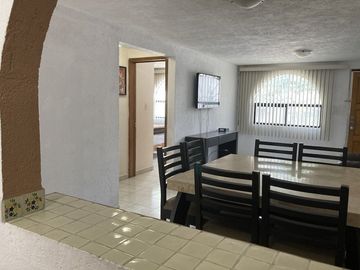 Renta de departamento amueblado en PLANTA BAJA cerca Tec de Monterrey, Queretaro