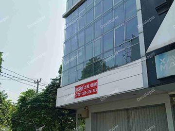 Disewakan Ruko 3 Lantai Jl. Sultan Agung