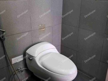 Disewakan Ruko 3 Lantai Jl. Sultan Agung