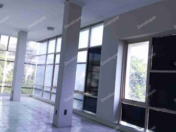 Disewakan Ruko 3 Lantai Jl. Sultan Agung