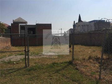 VENTA DE TERRENO 
DENTRO DE FRACCIONAMIENTO 
ESTRELLAS DEL SUR  excelente para desarrolladores. frente a parque